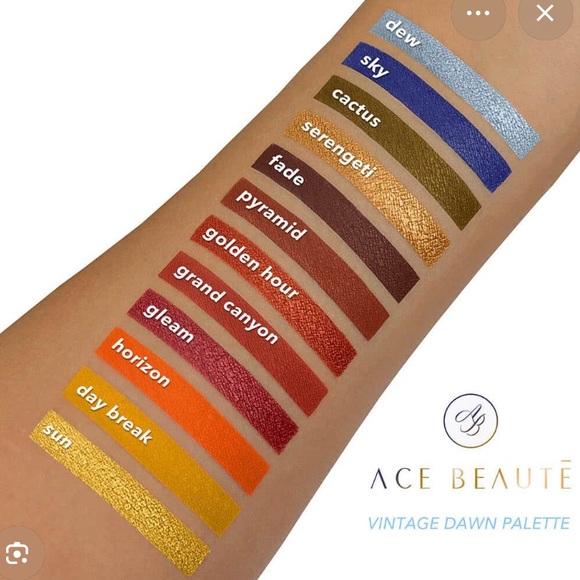 Ace BEAUTE Vintage Dawn Eyeshadow Palette NWT - Picture 2 of 7